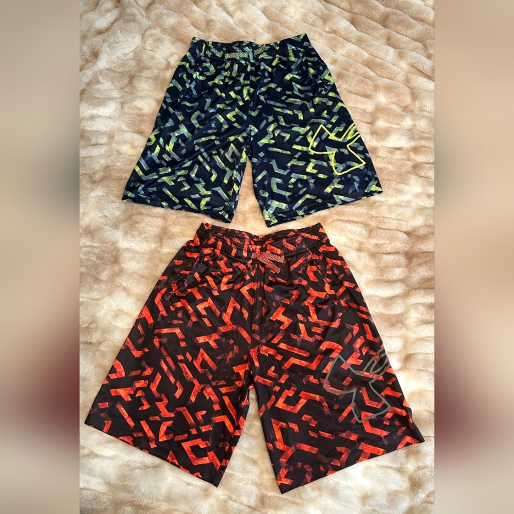 Under Armour Athletic Shorts. Size Boys Large.
